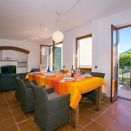 Sleeps 6 Musso
