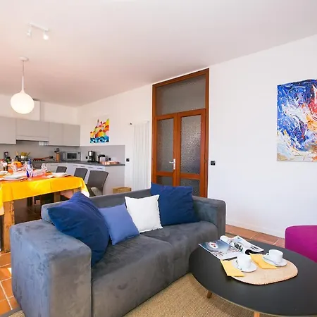 Sleeps 6 * Musso